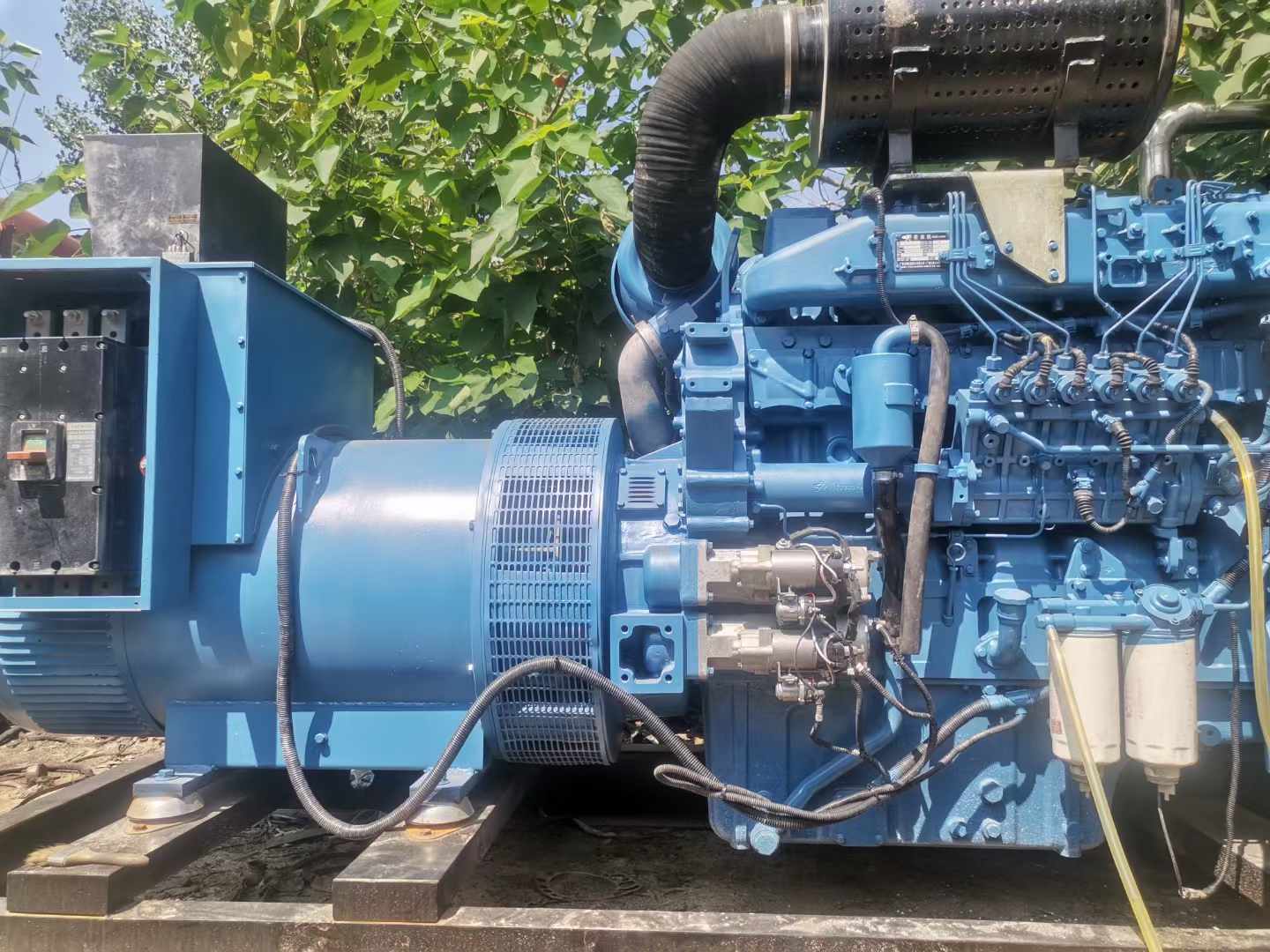 临澧详细说明降低 800kW 柴油发电机输出电流波动的方法